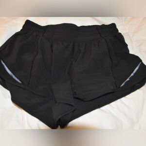 Hotty Hot Low-Rise Lined Short 2.5" In Black